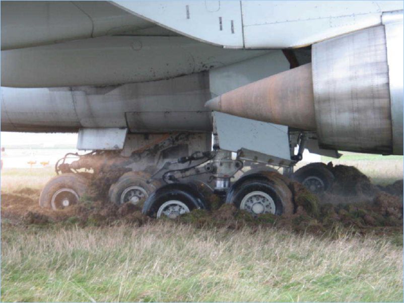 TAAG747-3