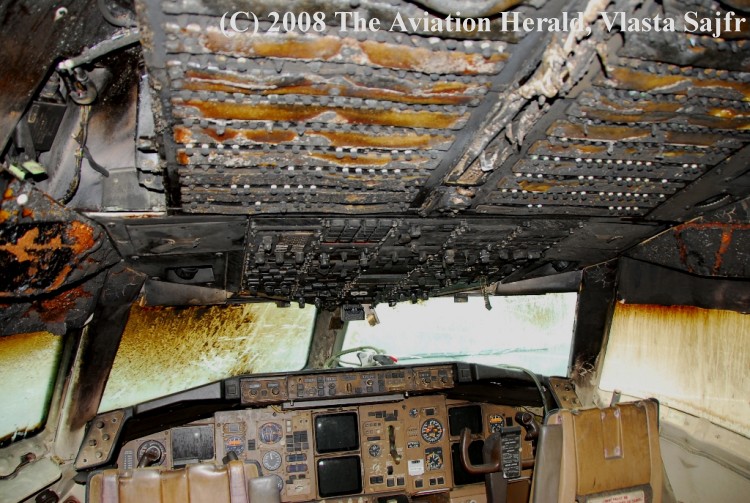 Smoke and heat damage in the cockpit, photo: Vlasta Sajfr